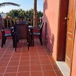 Relax In Stunning 1-bedroom In Apartman Corralejo
