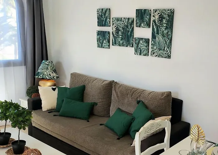 Relax In Stunning 1-bedroom In 코라레호